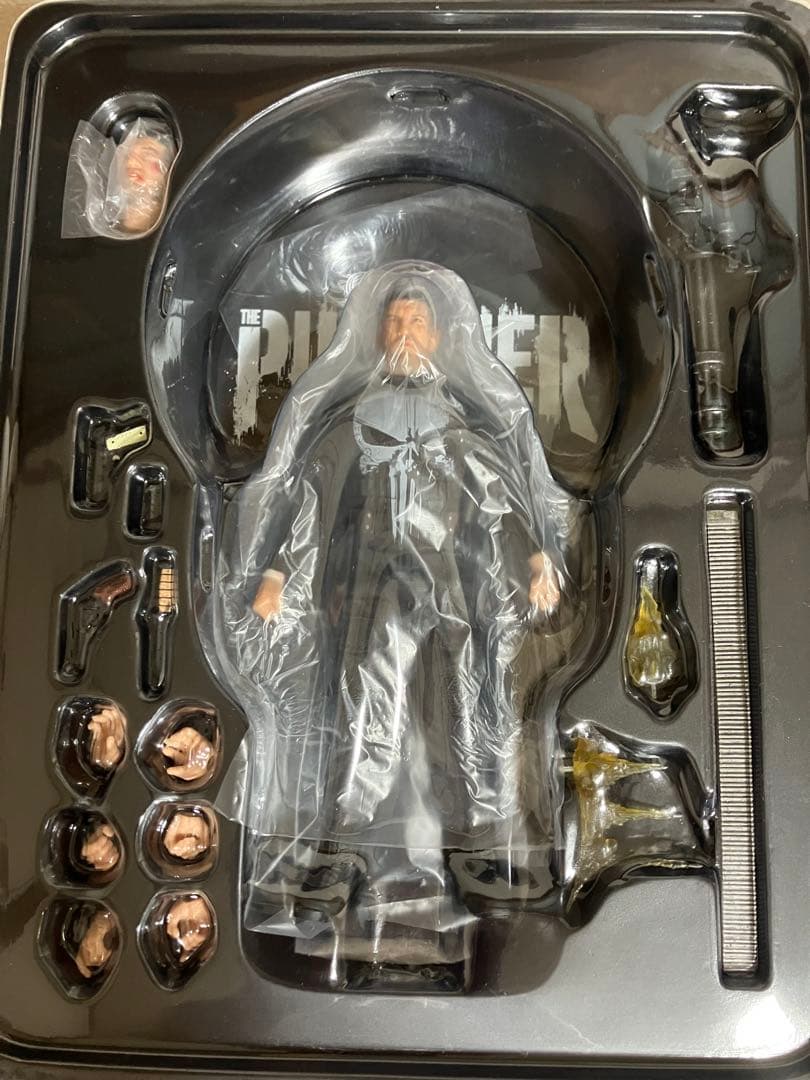 レア メズコ パニッシャー Netflix版 mezco フィギュア