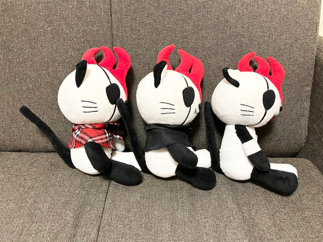 h.naoto HANGRY&ANGRY ぬいぐるみ キーホルダー 缶バッジ