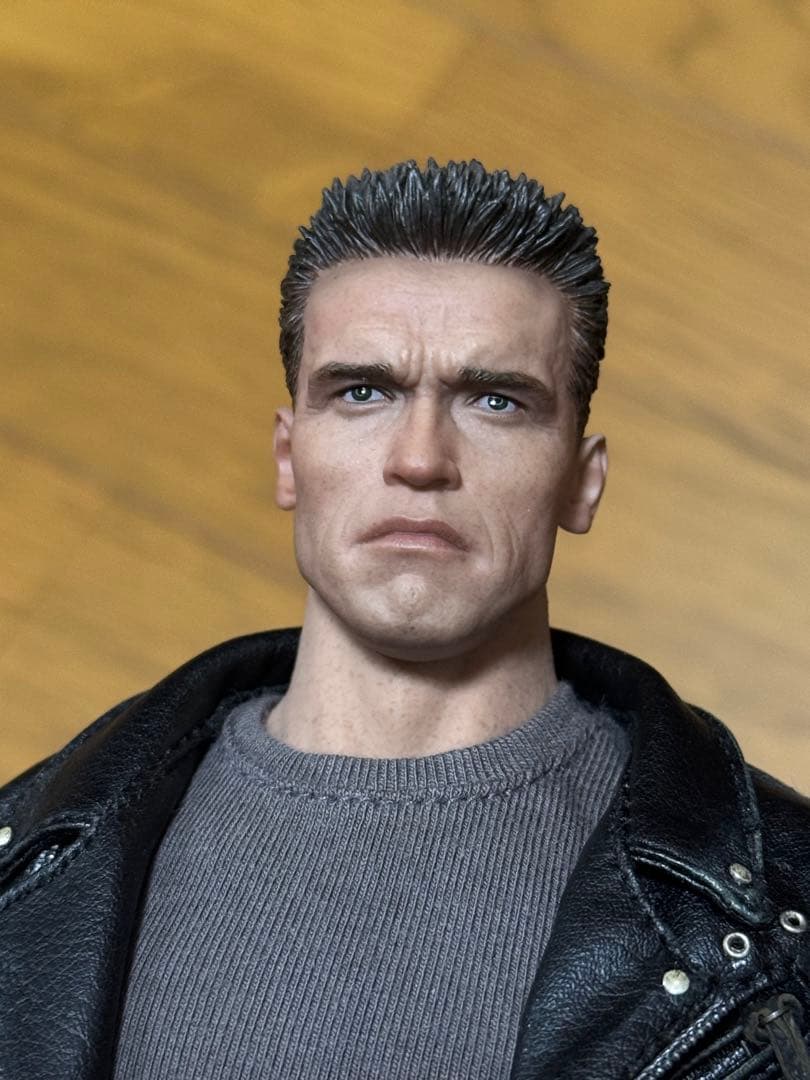 ターミネーター２T-800 フィギュア ホットトイズ製