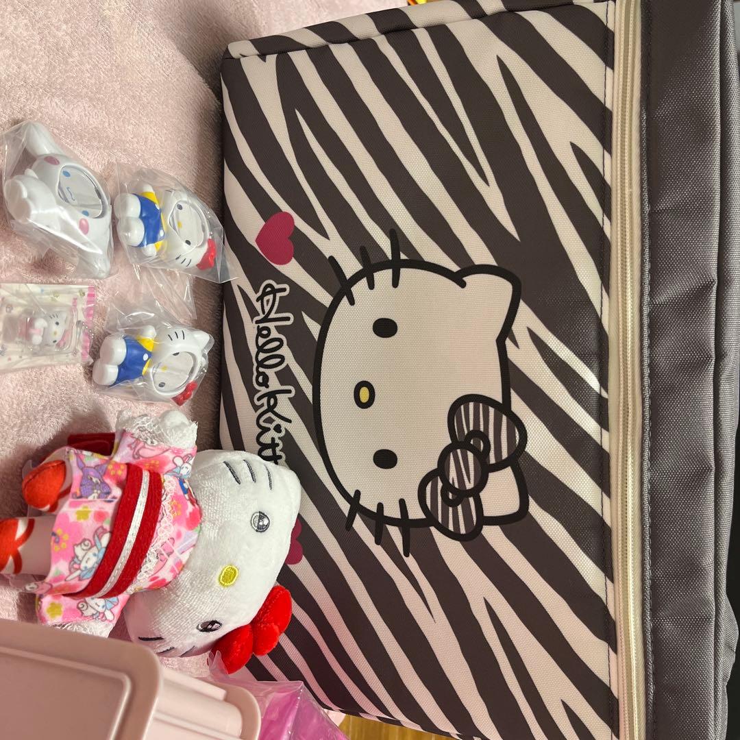 キティちゃんまとめ売り 顔ハメガチャ 収納ボックス キーホルダー