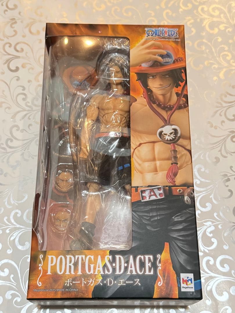 九谷焼・磁器工房白象／山下一三】羽根カップ（雲・ドット