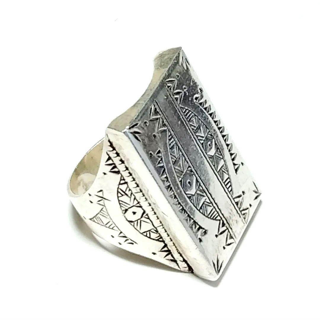 サハラ砂漠 トゥアレグ族 ハンドメイド シルバーリング 低