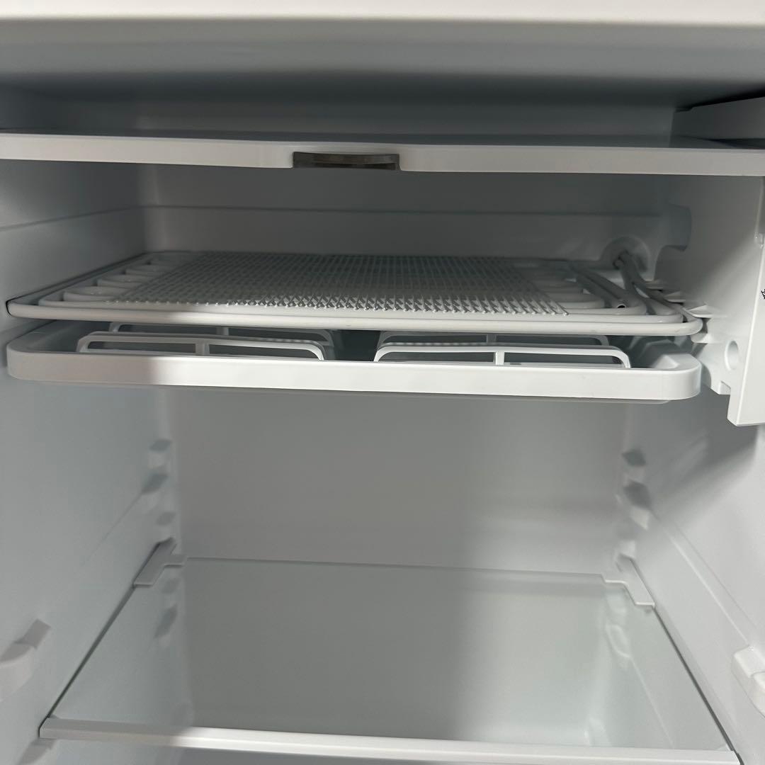 【美品】2025年製 COMFEE RCD93WHS（E）冷蔵庫