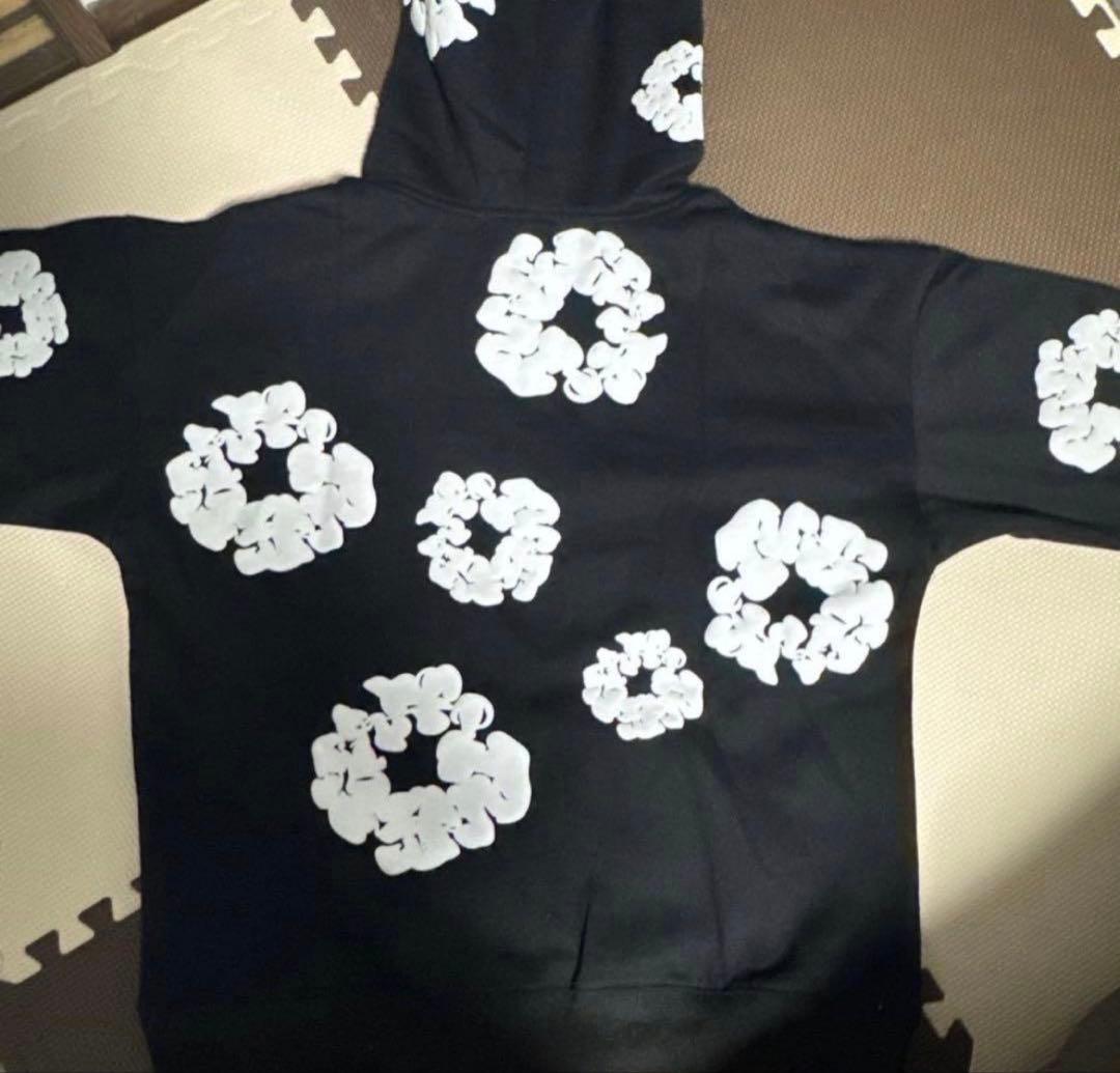 黒 花柄 フード付きパーカー