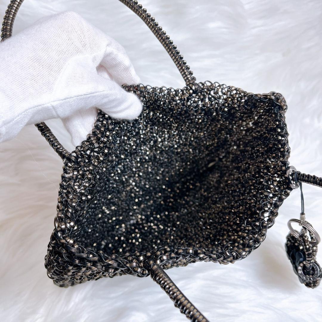 美品　アンテプリマ チャーム付き ワイヤーバッグ スクエア ブラック