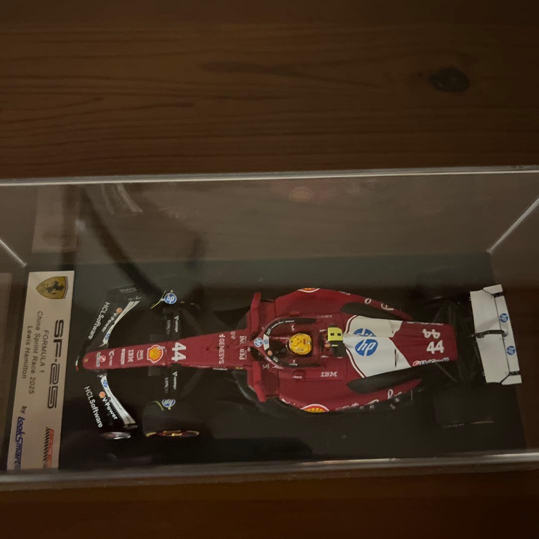 ミニカー Ferrari SF25 Lewis Hamilton 2025