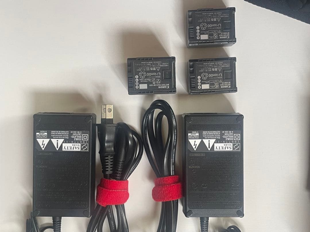 Canon IVIS HF G20 ビデオカメラ 本体2台カバン付き