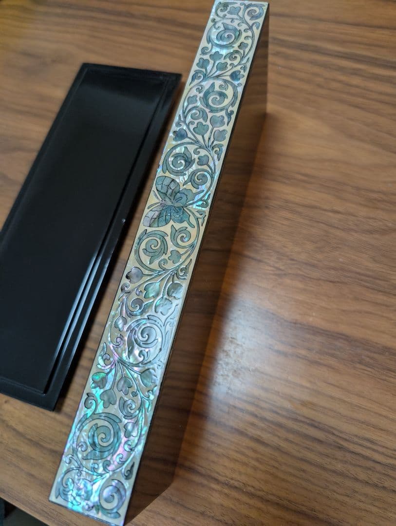 漆器 文箱 蝶と花の模様　未使用品