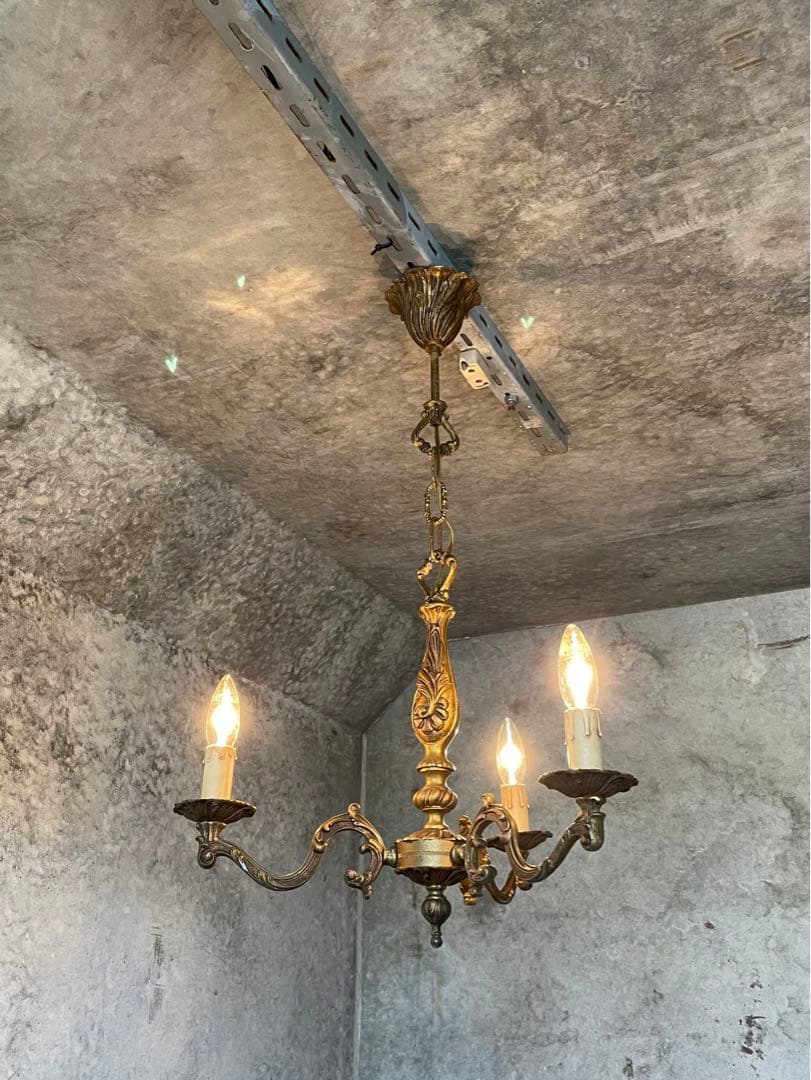 激安！18. フランス アンティーク シャンデリア 3灯 キャンドル ライト 3灯シャンデリア.18 フランスアンティーク照明 フレンチランプ ブロンズ