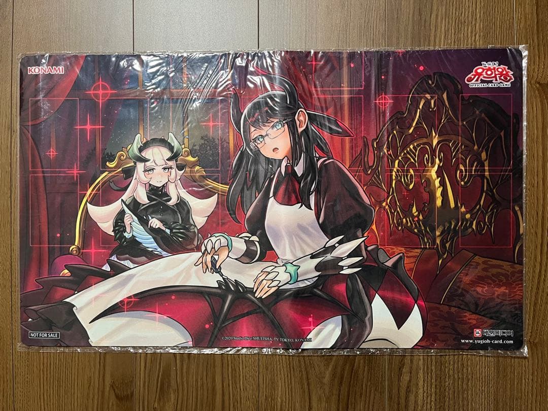 韓国 ドラゴンメイド・ハスキー プレイマット - メルカリ