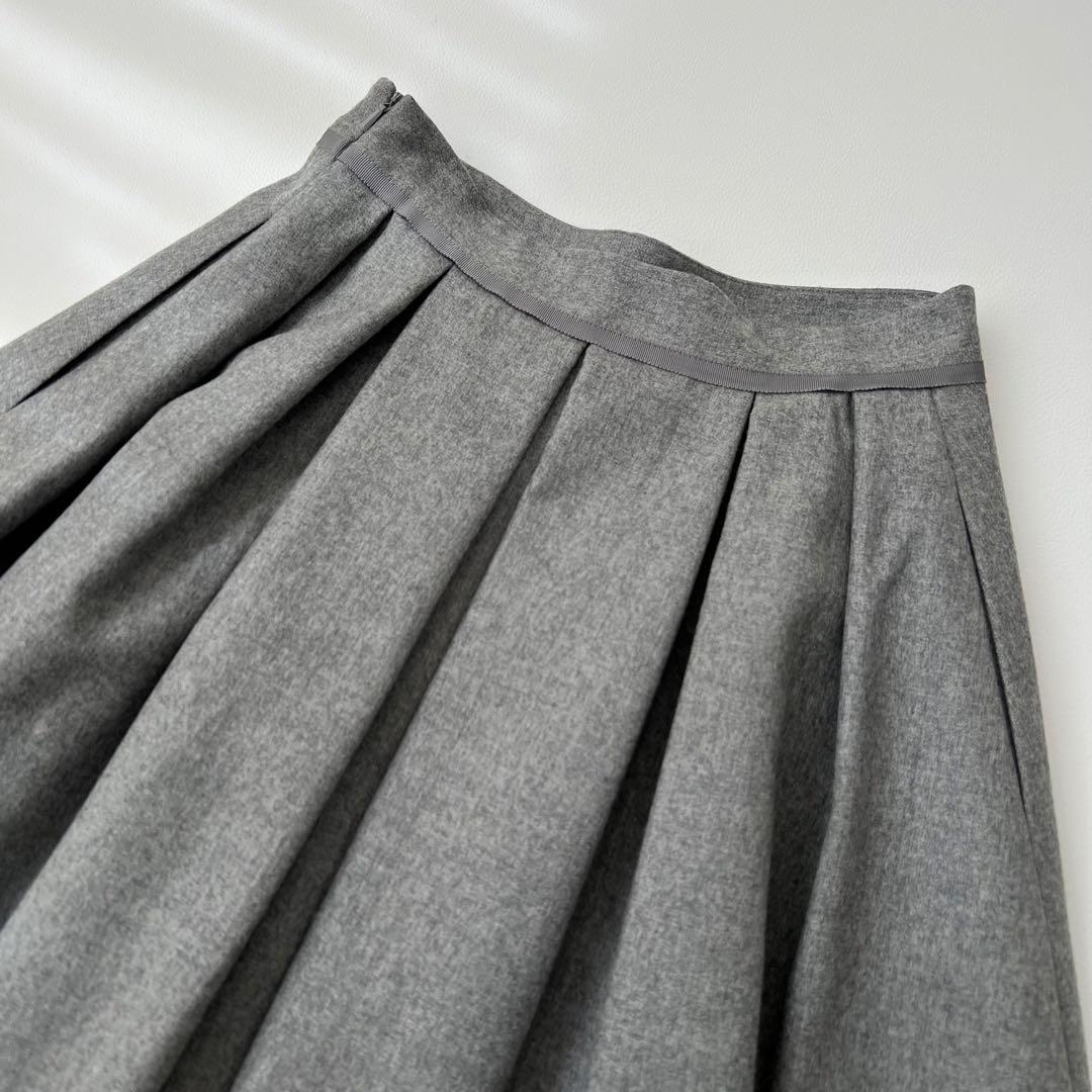 美品　Foxey フォクシー　ボックスプリーツスカート　ロゴプレート　38