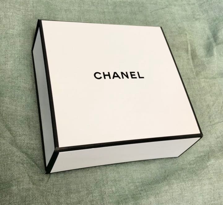 CHANEL シャネル 箱のみ 空箱 - メルカリ