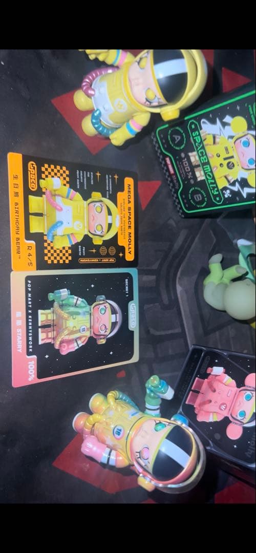ポップマート スペースモリー シリーズ2 シークレット4バースデーベア100%