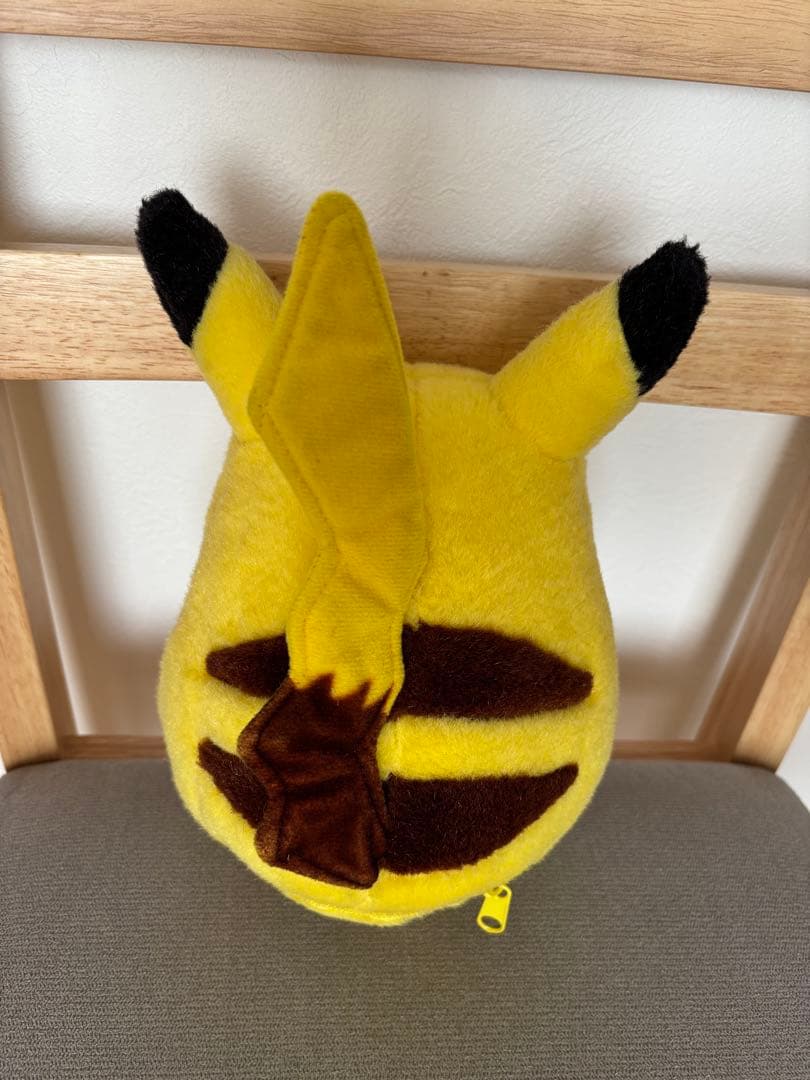 ポケモン 初期ピカチュウ ぬいぐるみ TOMY