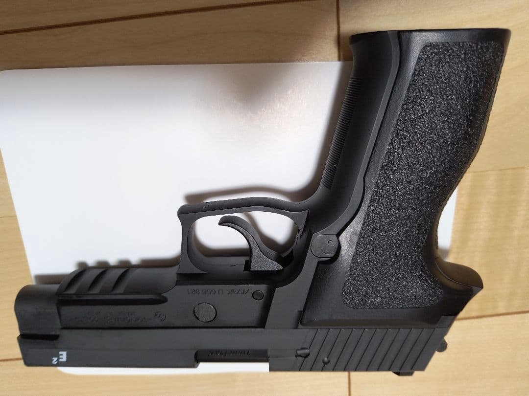 東京マルイ P226 E2 ガスブローバック