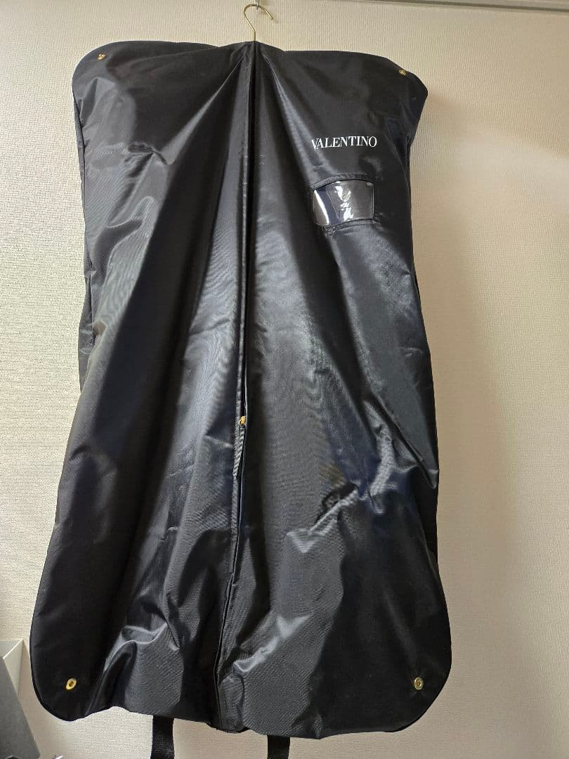 tyutarox様専用 Valentino ロックスタッズ ブルゾン黒 46 - メルカリ