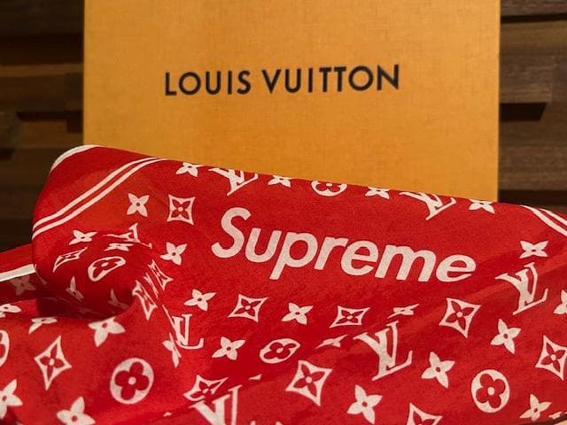 ♪送料無料★Louis Vuitton x Supreme★バンダナ★正規品♪