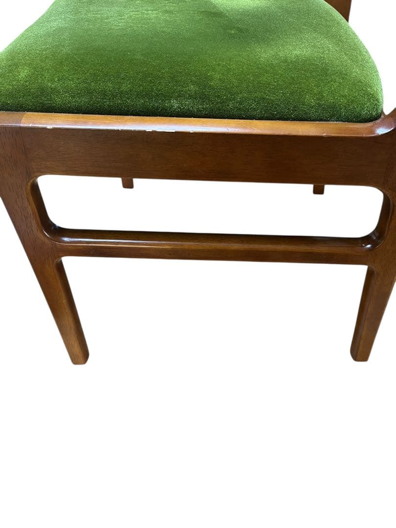 カリモク60 アームレスダイニングチェアモケットグリーン 2脚