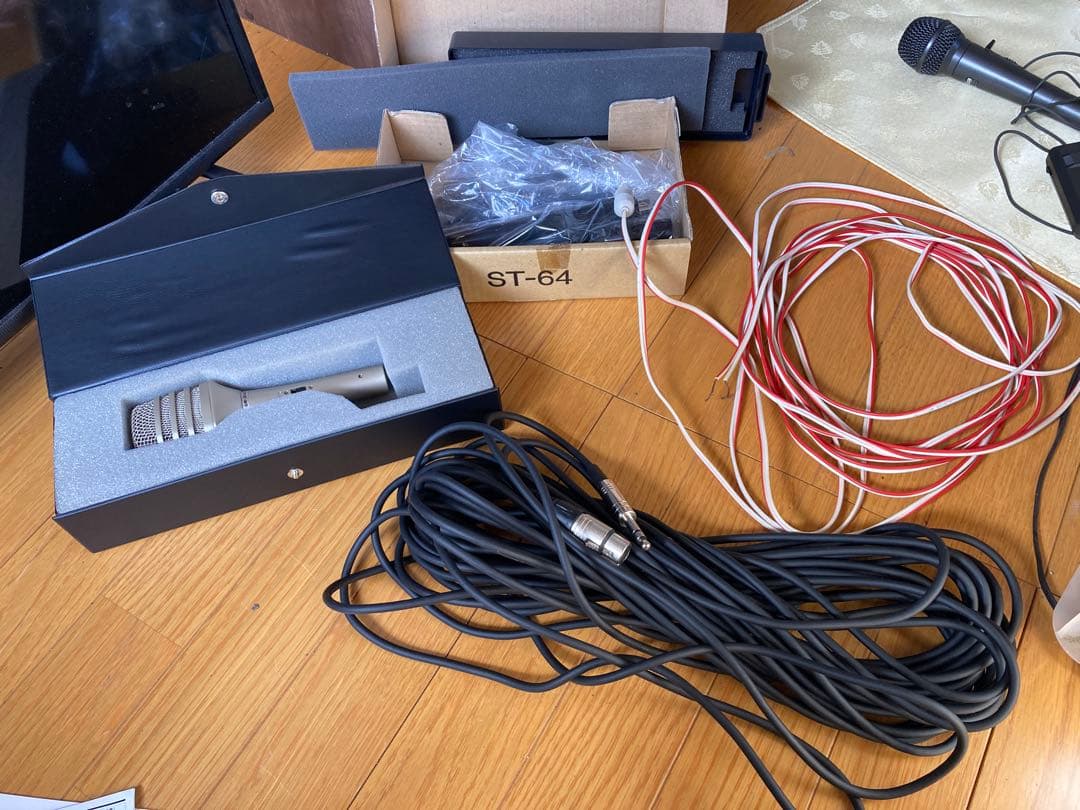 TDA B42 ワイヤレスマイクシステム