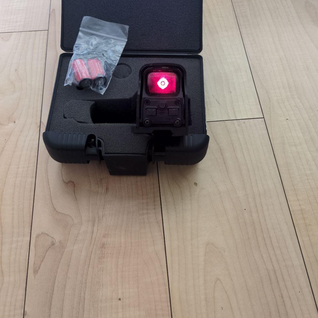 Eotech実物　赤色ドットサイト 専用ケース付き