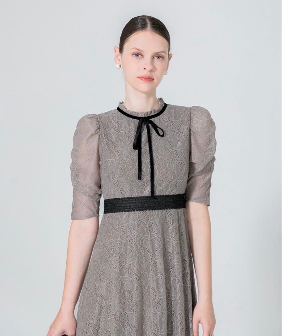 【LEJA】ウエストマークパフスリーブ総レースロングドレスワンピースS