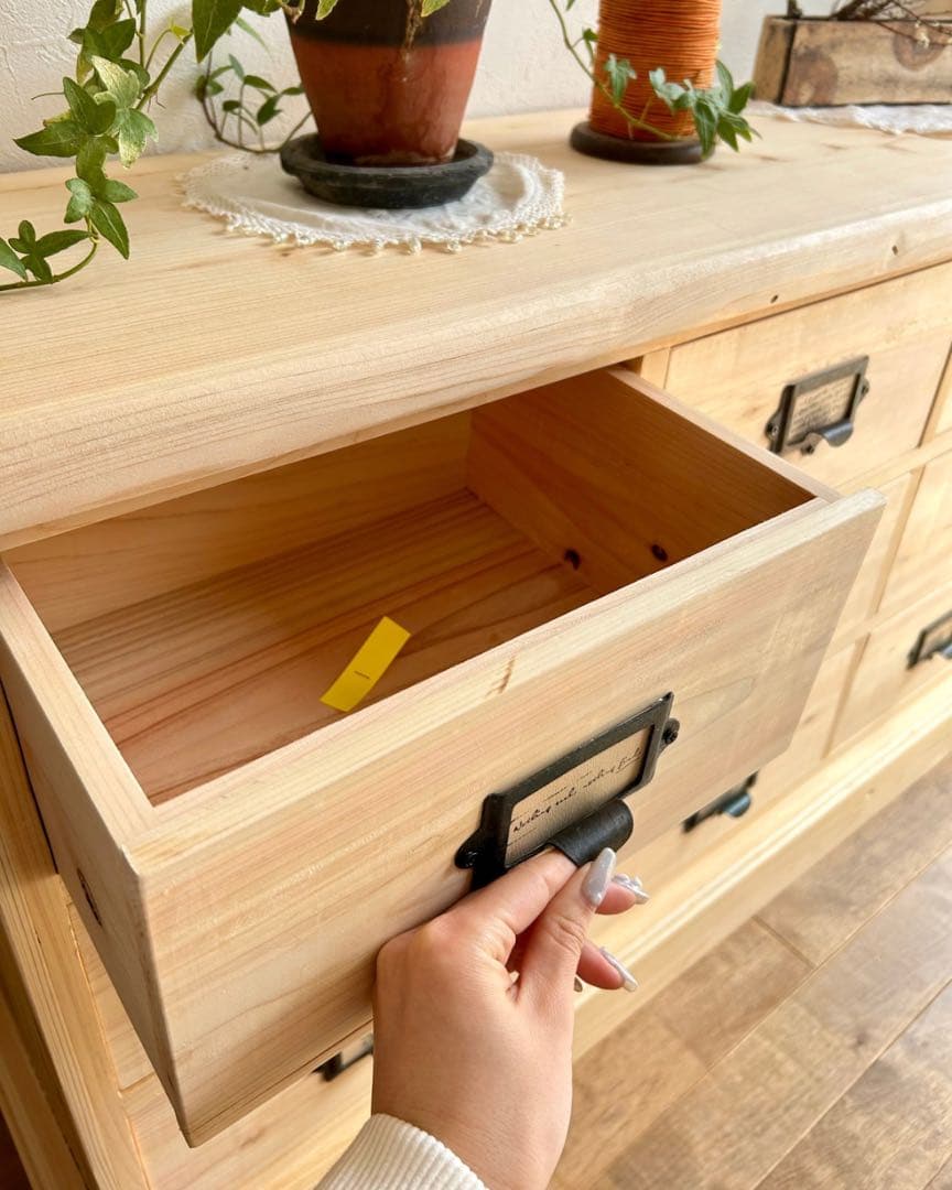 国産ひのき使用 オシャレ取手9杯チェスト 家具