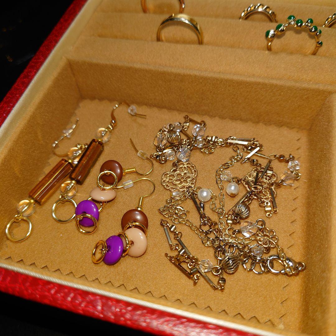 遺品整理アクセサリーまとめ売り