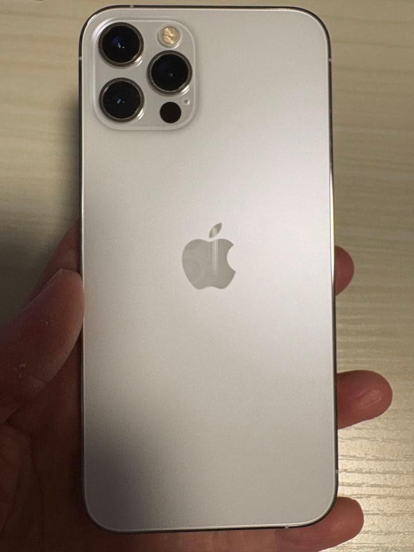 Apple iPhone 12 Pro シルバー 本体