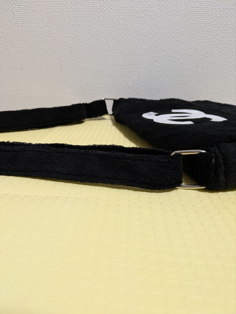 新品、未使用CHANELノベルティ　ショルダーバッグ