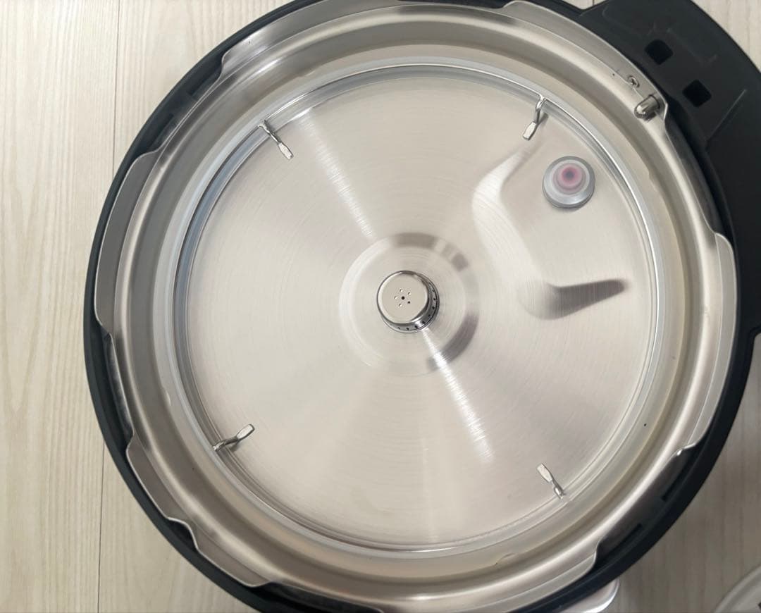 新品未使用品★ アイリスオーヤマ　電気圧力鍋 4L PMPC-MA4 ブラック