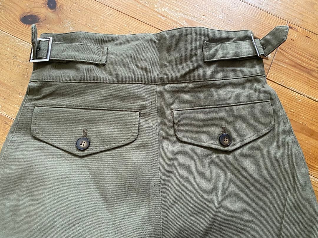 PUR 池田泉　2tuck gurkha pants (olive)