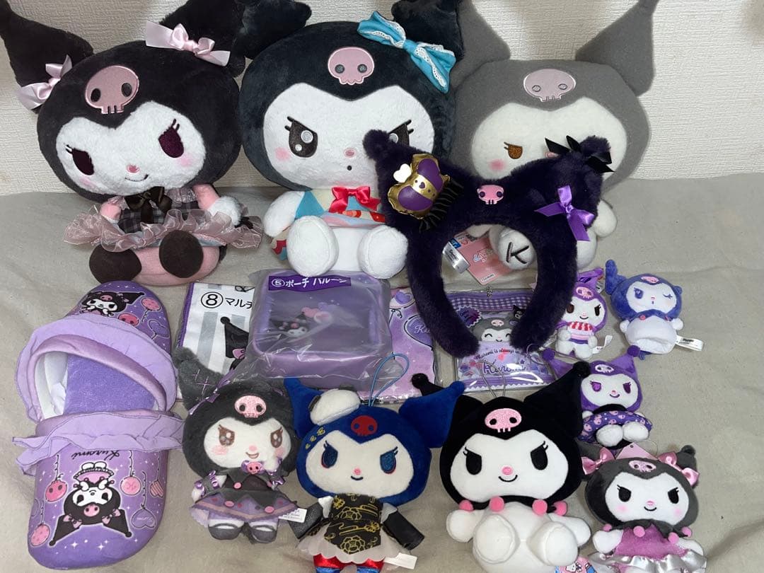 クロミちゃん ぬいぐるみ マスコットまとめ売り