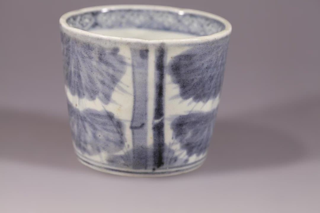 624 古伊万里大振染付竹林図蕎麦猪口 無傷 幕末 - メルカリ