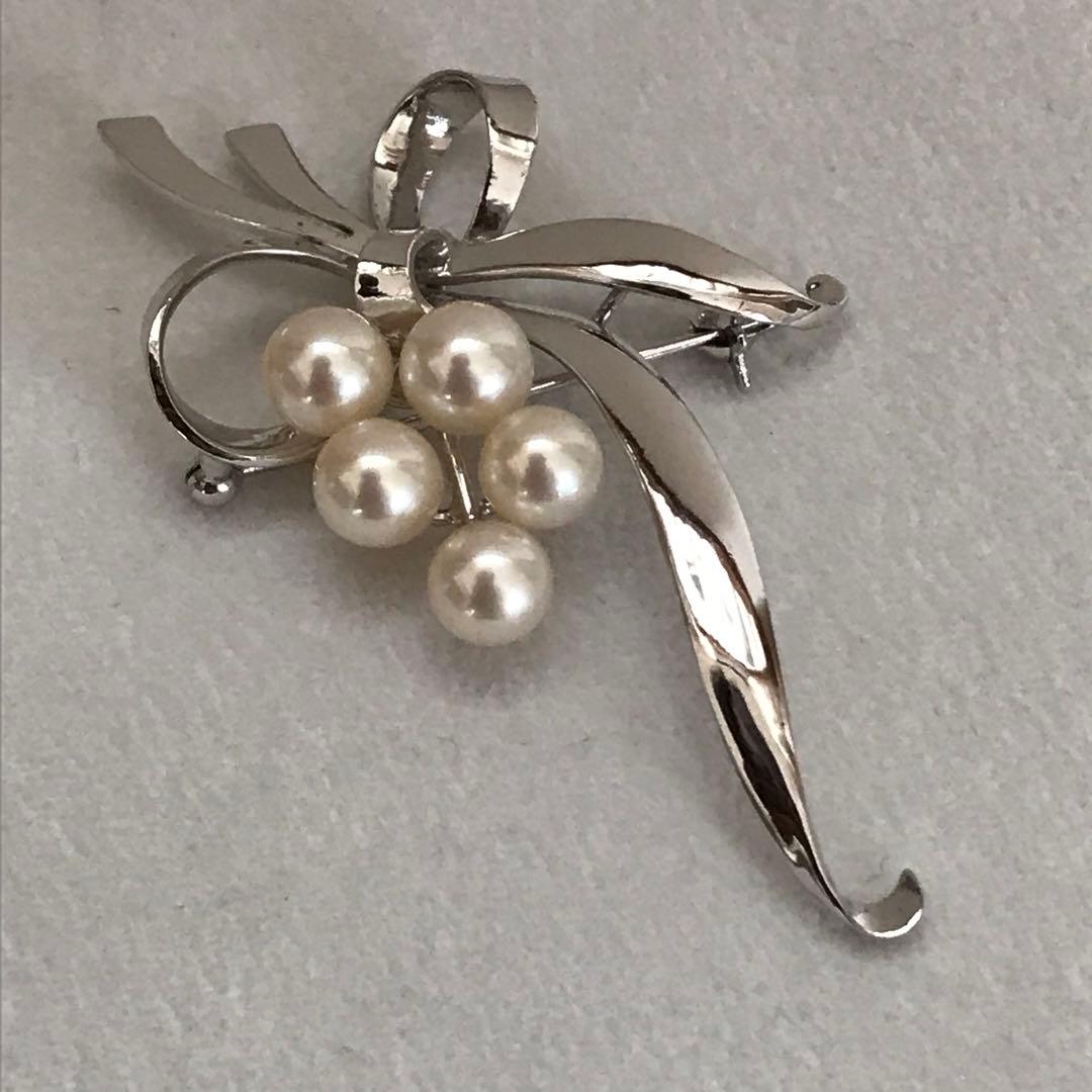 愛子さま着用のブローチが完売》ミキモトのジュエリーに宿る「上皇后