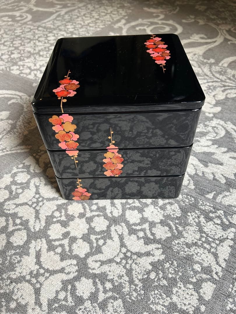 漆器 3層重箱 花模様 黒