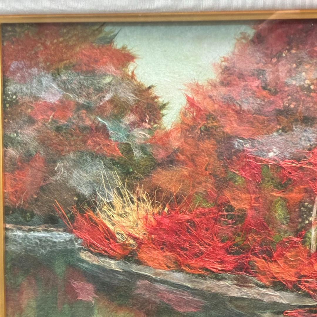 ちぎり絵 秋たけなわ 紅葉の湖畔 額入り 570×480mm