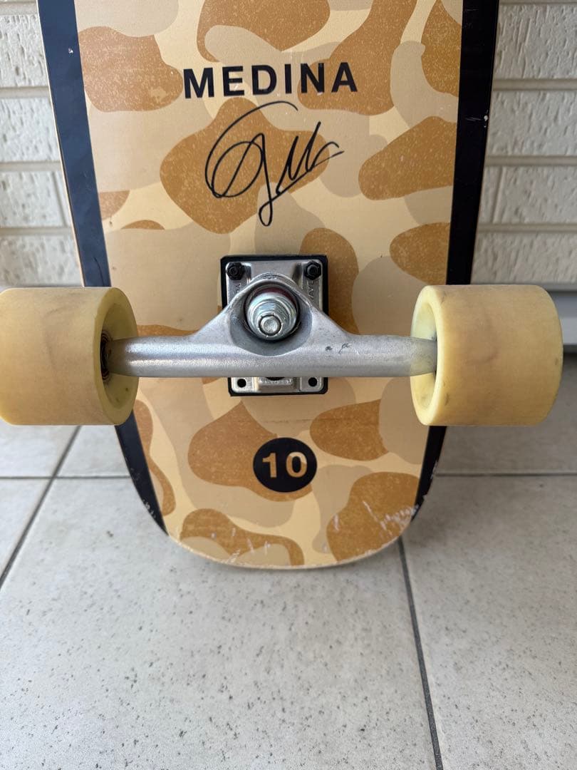 YOW MEDINA スケートボード