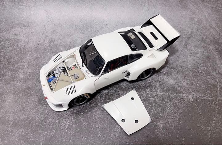 ミニカー　1\18 ポルシェ935 exoto エグゾト　レア　 Porsche
