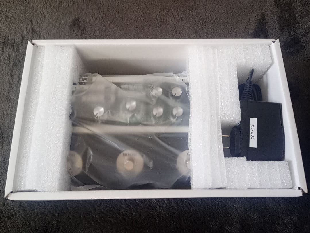 BOSS RE-202 Space Echo　ほぼ新品