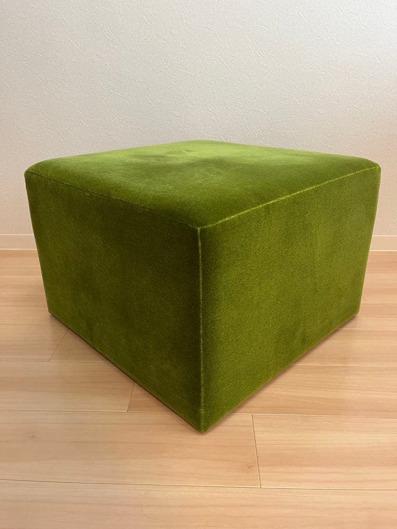 スツール | arne Tomamu Cube 600 モケット