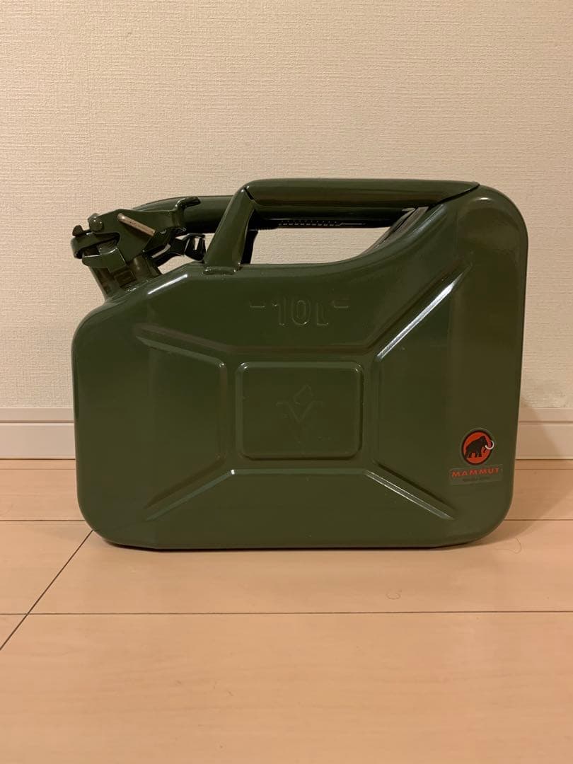 ジェリ缶　10L オリーブグリーン