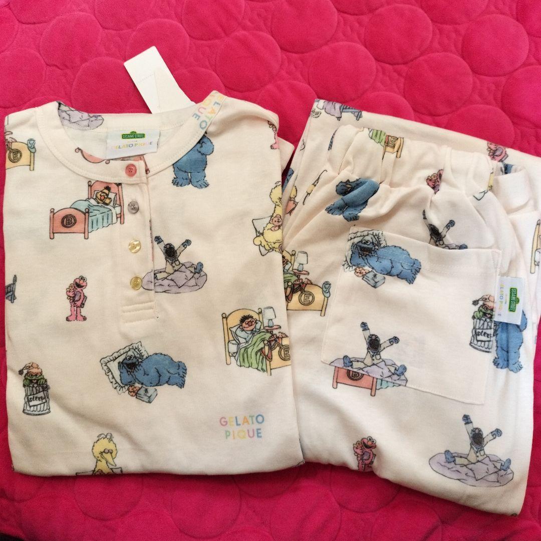 ジェラピケ　セサミストリートプルオーバー＆ロングパンツセット　オフホワイト