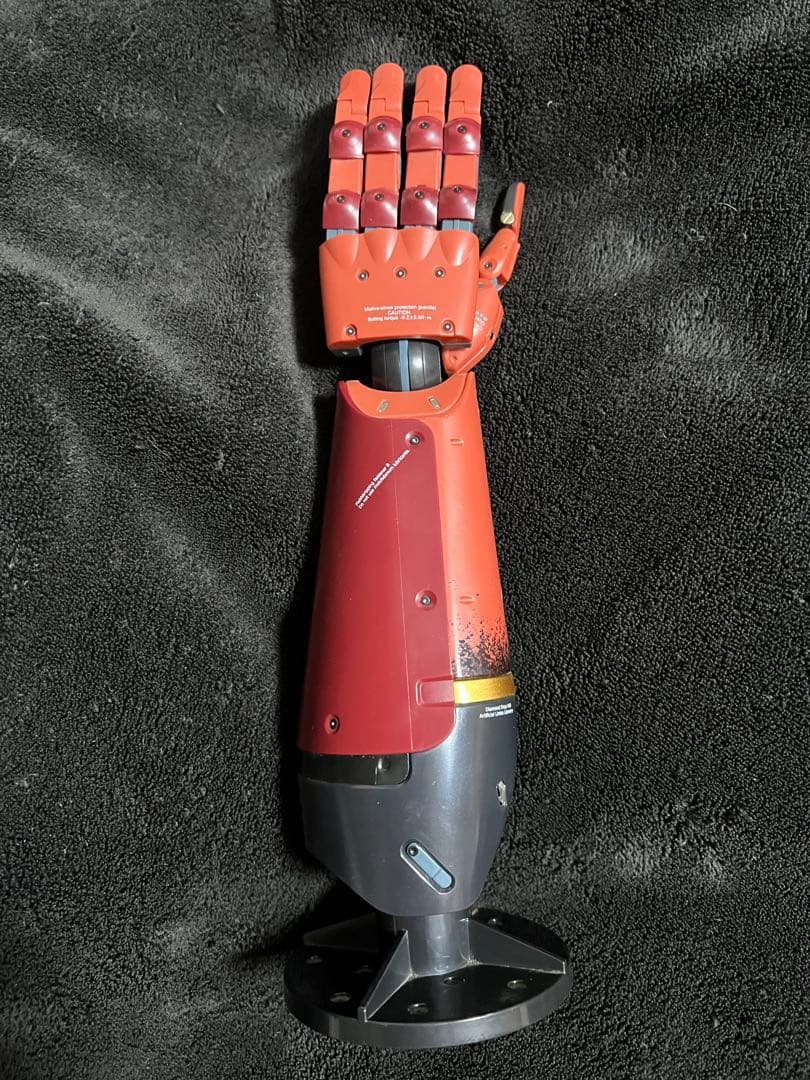 メタルギアソリッドV バイオニックアーム 1/2スケール - メルカリ