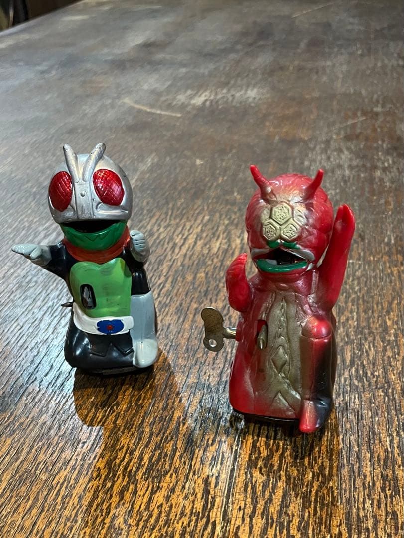 当時物ゼンマイ ソフビ 歩行玩具 小 仮面ライダーと蜘蛛男 2体 昭和レトロ 仮面ライダー旧1号、旧2号、蜘蛛男、ショッカー戦闘員が、ソフビ