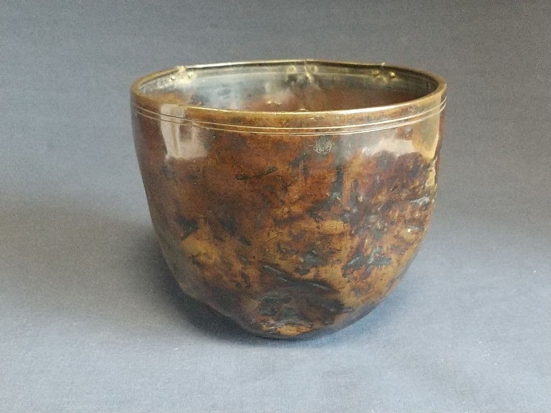 砂張の建水 (数寄者、大塚益郎) 砂張の建水 (数寄者、大塚益郎) 【公式通販】