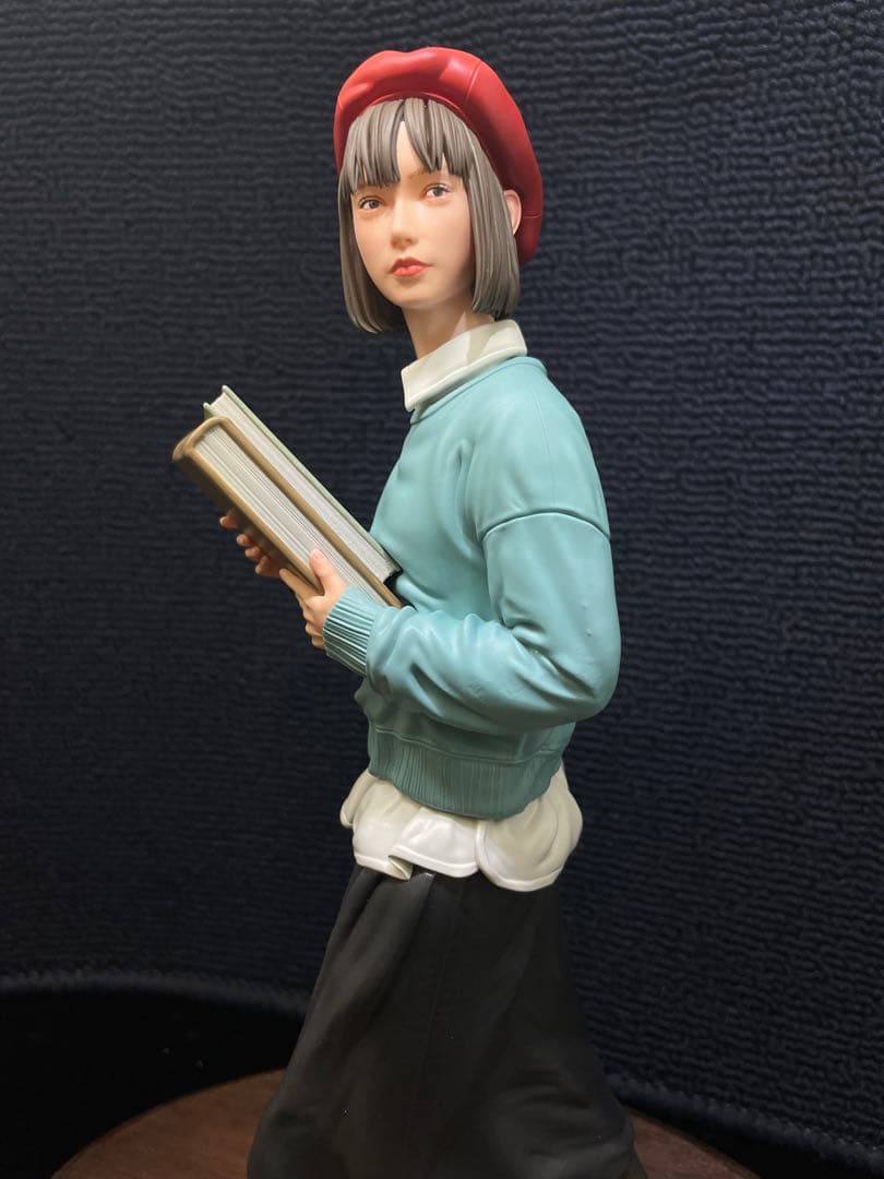 1/6 オリジナルガレージキット 本を運ぶ女性 完成品 1/6 オリジナル