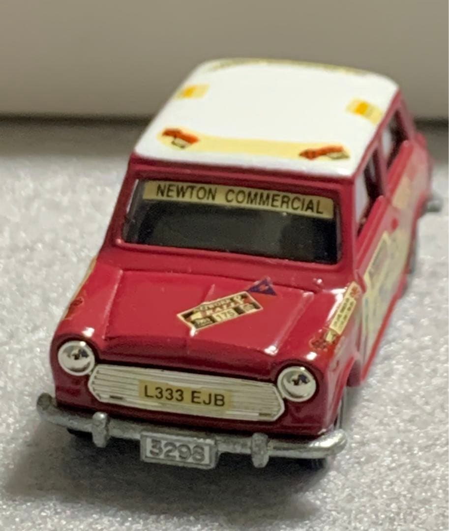 トミカ ミニクーパー トラフィック モンテカルロラリーカー ゼッケン175番 朱