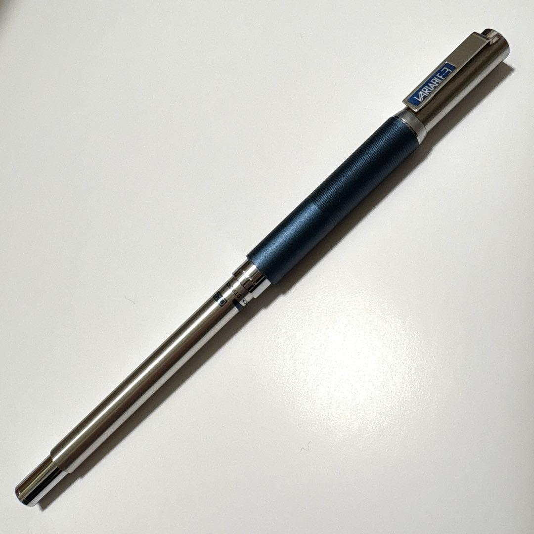 トンボ バリアブル 0.3mm シャーペン