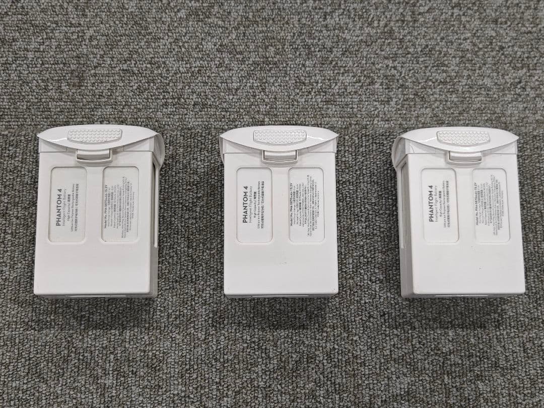 美品! DJI Phantom 4 PRO + V2.0、バッテリー3個付