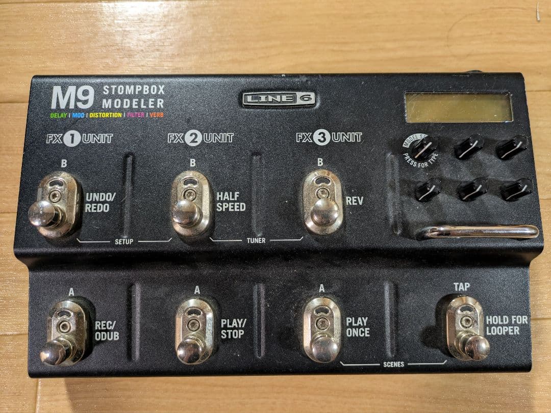 ギター LINE 6 M9 STOMPBOX MODELER